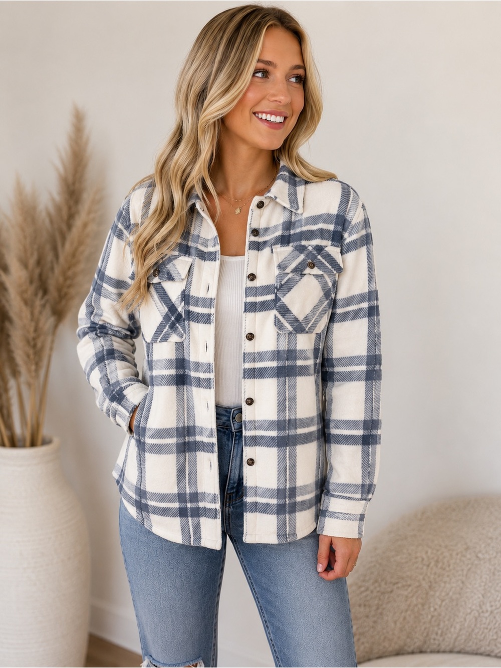Cozy Sherpa-Lined Plaid Shacket Jacket Cream & Blue Gray XS | Like New